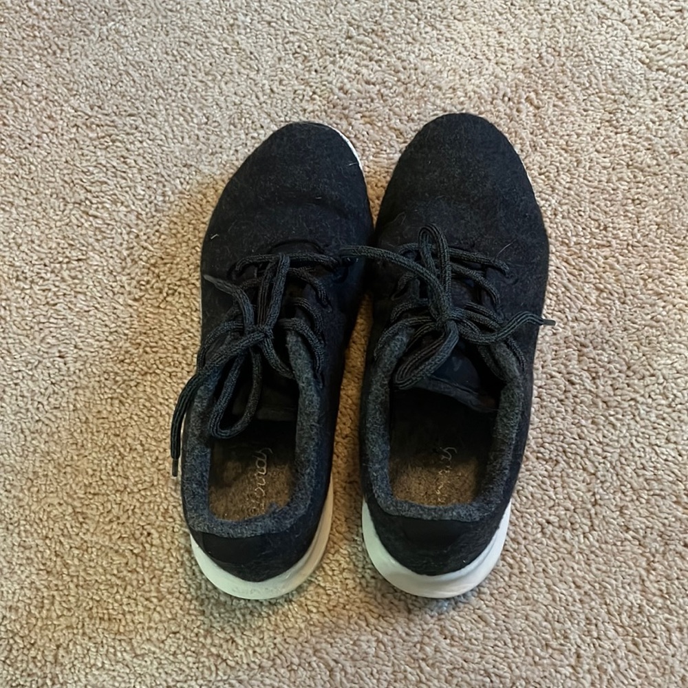 Pre owned gray allbirds size 10